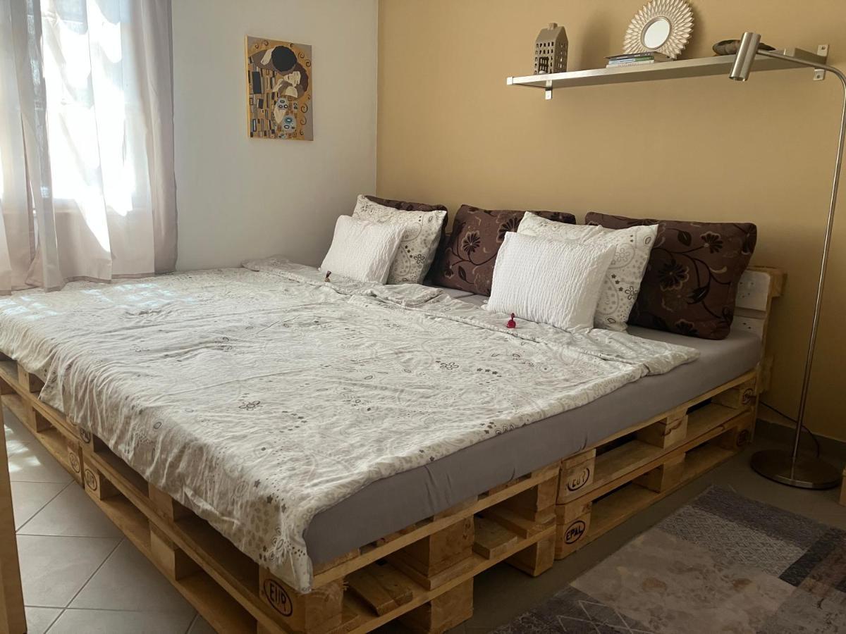 Karneol Apartman บาลาตอนเฟนีแวช ภายนอก รูปภาพ